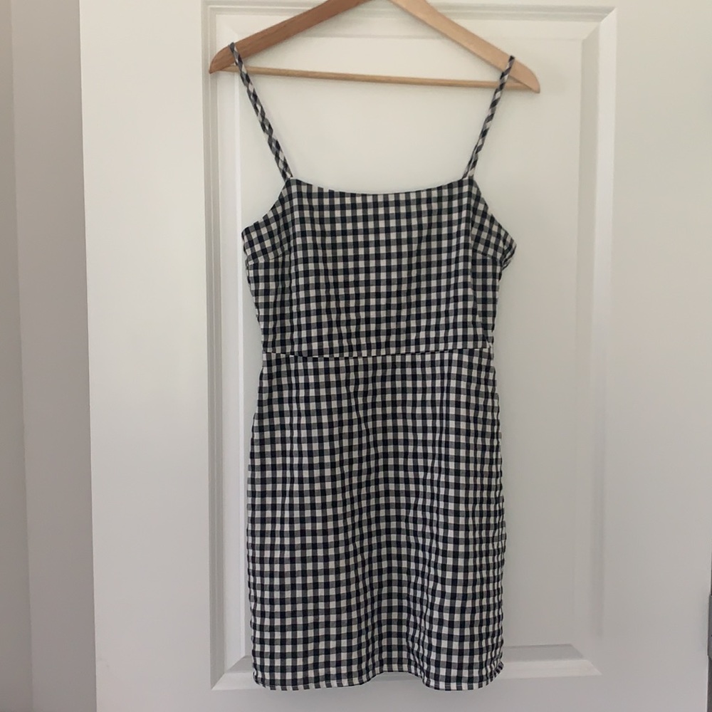 Lulu’s gingham mini dress